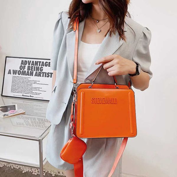 2023 new madden bags fashion women's hand letter versatile single shoulder purses ladies handbags designers
2023 new madden bags fashion women's hand letter versatile single shoulder purses ladies handbags designers