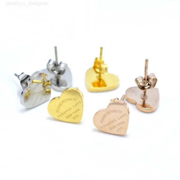 designer earring high polished classic style women lover heart studs luxury titanium steel earrings printed wedding party gifts wholesale, Golden;silver
designer earring high polished classic style women lover heart studs luxury titanium steel earrings printed wedding party gifts wholesale, Golden;silver