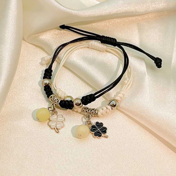 couple bracelet specially fashion oil dropping clover hand knitted wax thread, Black
couple bracelet specially fashion oil dropping clover hand knitted wax thread, Black