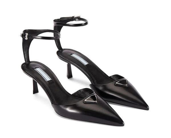 elegant women sandal triangle brushed leather slingback pumps ankle strap pumps luxury footwear women high heels pointe toe pumps black whit
elegant women sandal triangle brushed leather slingback pumps ankle strap pumps luxury footwear women high heels pointe toe pumps black whit