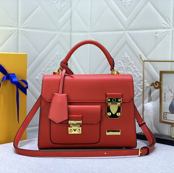 fashion designer tote bag luxury womens handbags flowers letters vegan leather metal s-lock crossbody bags ladies sling small shoulder purse
fashion designer tote bag luxury womens handbags flowers letters vegan leather metal s-lock crossbody bags ladies sling small shoulder purse