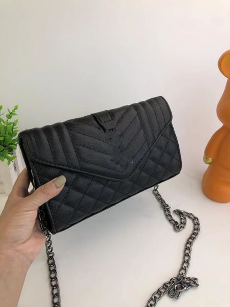 fashion designer woman bag women shoulder bag handbag purse genuine leather cross body chain high grade quality
fashion designer woman bag women shoulder bag handbag purse genuine leather cross body chain high grade quality