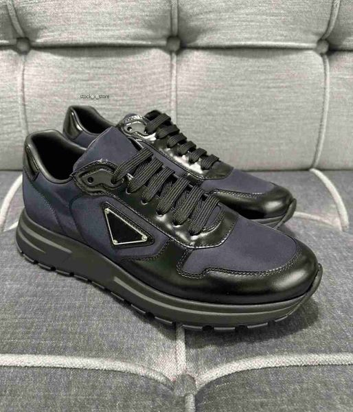 prax 01 re-nylon runner sports shoes brushed leather sneakers men technical rubber lug sole casual luxury outdoor trainers eu38-46, Black
prax 01 re-nylon runner sports shoes brushed leather sneakers men technical rubber lug sole casual luxury outdoor trainers eu38-46, Black