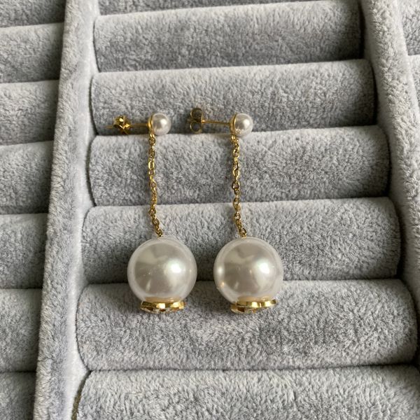 pearl ball designer white stud drop women 18k gold letter c logo engrave dangle earrings girls wedding jewelry, Golden;silver
pearl ball designer white stud drop women 18k gold letter c logo engrave dangle earrings girls wedding jewelry, Golden;silver