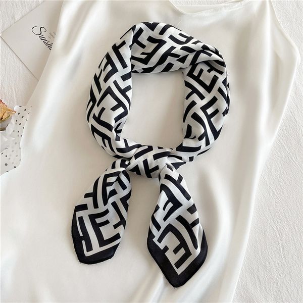 silk satin scarf designer letter printed scarves floral fashion woman scarfs luxury square wraps hairband twill headband retro style 70*70 c, Blue;gray
silk satin scarf designer letter printed scarves floral fashion woman scarfs luxury square wraps hairband twill headband retro style 70*70 c, Blue;gray
