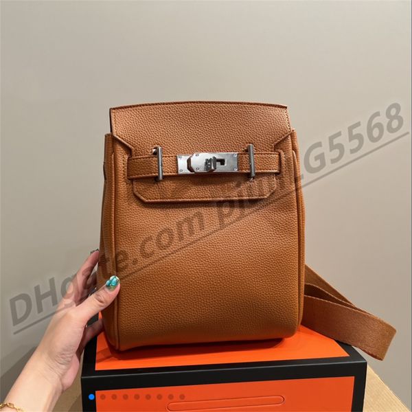 fashion new women's leather waist bag shoulder strap bag crossbody bag solid color classic men's and women's handbag shoulder
fashion new women's leather waist bag shoulder strap bag crossbody bag solid color classic men's and women's handbag shoulder