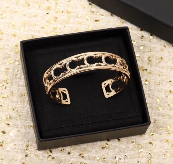 2022 charm opened bracelet with hollow design in 1k gold plated for women engagement jewelry gift have box stamp ps4148668424, Golden
2022 charm opened bracelet with hollow design in 1k gold plated for women engagement jewelry gift have box stamp ps4148668424, Golden