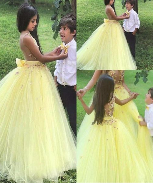 2019 ball gown yellow flower flower girls dresses for wedding cute floor length 3d flowers princess gown puffy tulle8253974, White;blue
2019 ball gown yellow flower flower girls dresses for wedding cute floor length 3d flowers princess gown puffy tulle8253974, White;blue
