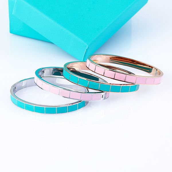 classic fashion bracelets peach heart drip oil bangle letter t titanium steel designer women men luxury jewlery gifts woman gold silver whol, Black
classic fashion bracelets peach heart drip oil bangle letter t titanium steel designer women men luxury jewlery gifts woman gold silver whol, Black
