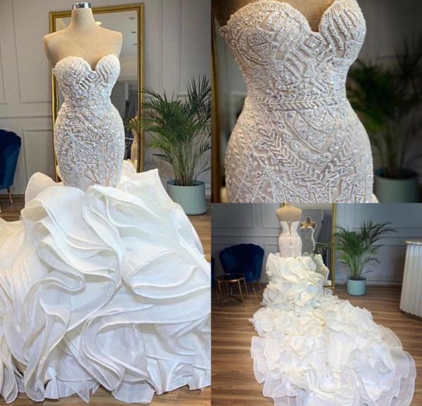 2020 luxury crystal beaded mermaid wedding dresses with ruffle train vintage sweetheart laceup back plus size bridal gown7402548, White
2020 luxury crystal beaded mermaid wedding dresses with ruffle train vintage sweetheart laceup back plus size bridal gown7402548, White