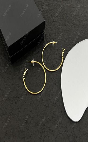 earrings designer for women hoop earring silver gold hoops jewelry designer luxurys letter y letter studs bracelet with box nice 26160143, Golden;silver
earrings designer for women hoop earring silver gold hoops jewelry designer luxurys letter y letter studs bracelet with box nice 26160143, Golden;silver