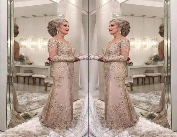 2018 luxury mother of the bride dresses v neck long sleeves crystal beaded mermaid lace applique plus size party evening wedding g4225351, Black;red
2018 luxury mother of the bride dresses v neck long sleeves crystal beaded mermaid lace applique plus size party evening wedding g4225351, Black;red