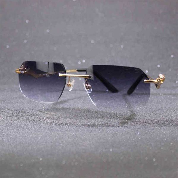 2023 designer glasses luxury panther for men and women new designer sunglasses frame decoration accessories fashion show eyewear oculos, White;black
2023 designer glasses luxury panther for men and women new designer sunglasses frame decoration accessories fashion show eyewear oculos, White;black