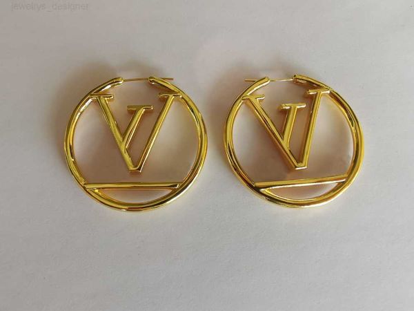 designer earring 2022 gold hoop earrings for lady women party wedding lovers gift engagement jewelry bride, Golden;silver
designer earring 2022 gold hoop earrings for lady women party wedding lovers gift engagement jewelry bride, Golden;silver