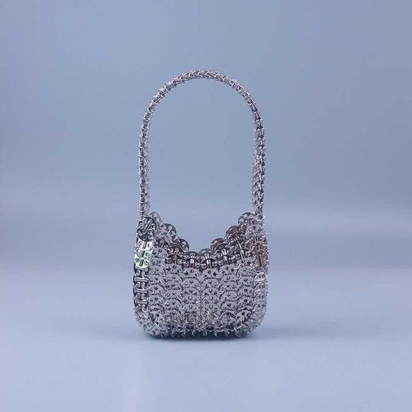 evening bag luxury design silver metallic sequins handmake woven bag female dinner party wedding handbag soft
evening bag luxury design silver metallic sequins handmake woven bag female dinner party wedding handbag soft