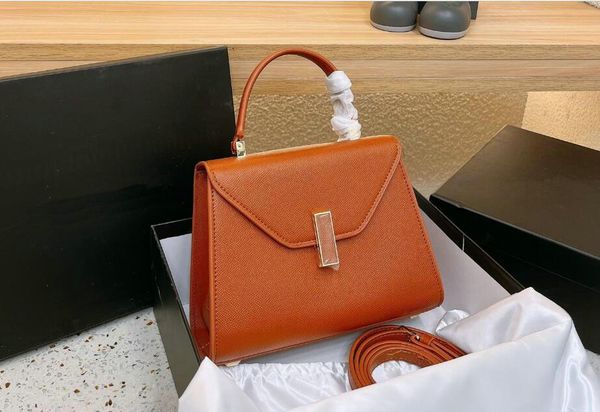 women shoulder handbags cross body bags designer hand design high-grade texture single messenger cowhide thin shoulder strap 22cm
women shoulder handbags cross body bags designer hand design high-grade texture single messenger cowhide thin shoulder strap 22cm