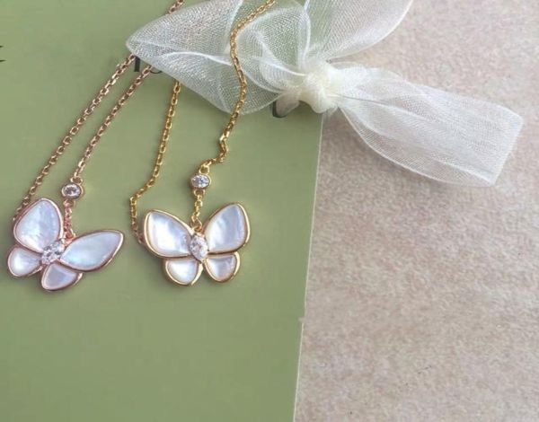 jewelry ladies stud van earrings love rings pendant necklaces screw carti bracelet party wedding couple gift fashion luxury cleef 1479609, Golden;silver
jewelry ladies stud van earrings love rings pendant necklaces screw carti bracelet party wedding couple gift fashion luxury cleef 1479609, Golden;silver