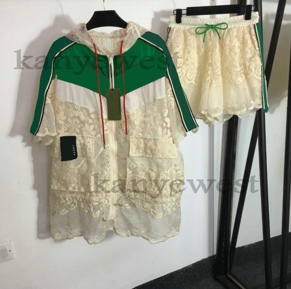 2023 summer womens tracksuits designer luxury lace embroidery color matching print tracksuit women classics sets zipper running suits patchw, Gray
2023 summer womens tracksuits designer luxury lace embroidery color matching print tracksuit women classics sets zipper running suits patchw, Gray