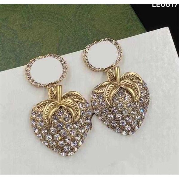 women designer earring stud girl metal geometric crystal strawberry earrings for lady party wedding hoop brand jewerlry, Golden;silver
women designer earring stud girl metal geometric crystal strawberry earrings for lady party wedding hoop brand jewerlry, Golden;silver