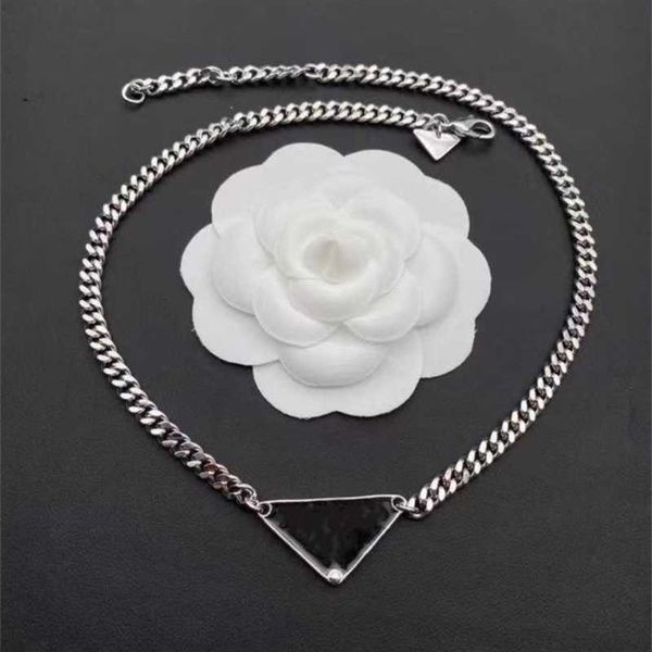 womens mens designer necklace chain fashion jewelry black white triangle pendant design party silver hip hop punk men necklaces names statem
womens mens designer necklace chain fashion jewelry black white triangle pendant design party silver hip hop punk men necklaces names statem
