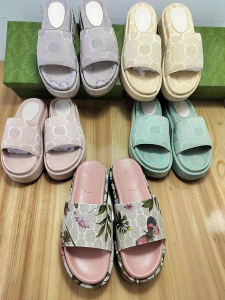 women's thick sole sandals sliders designer sandal macaron thick bottom non-slip soft bottom fashion house slipper women wear beach fli, Black
women's thick sole sandals sliders designer sandal macaron thick bottom non-slip soft bottom fashion house slipper women wear beach fli, Black