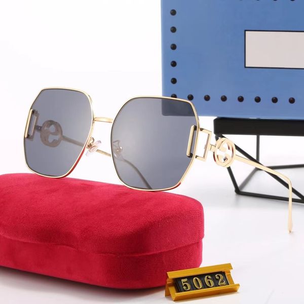 Designer Vintage Sunglasses Glasses Square Sunglasses Siamese Oversized Sun Glasses for Women Brand Rimless Oce Frame
Designer Vintage Sunglasses Glasses Square Sunglasses Siamese Oversized Sun Glasses for Women Brand Rimless Oce Frame