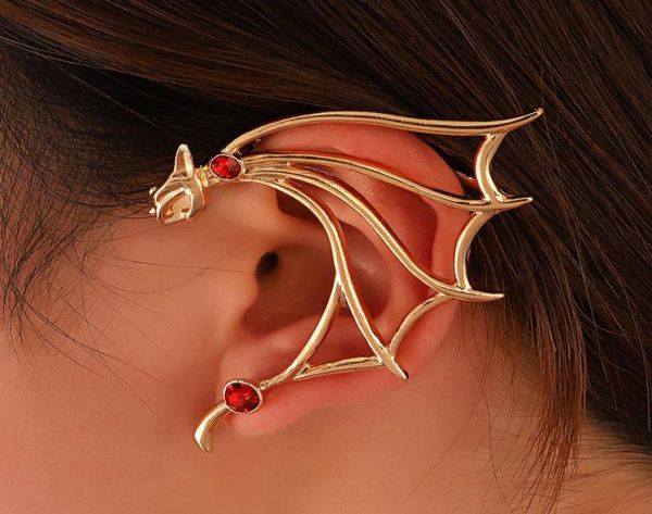 s2649 fashion jewelry retro metal fly dragon ear hang no hole single piece ear clip earrrings3689660, Silver
s2649 fashion jewelry retro metal fly dragon ear hang no hole single piece ear clip earrrings3689660, Silver