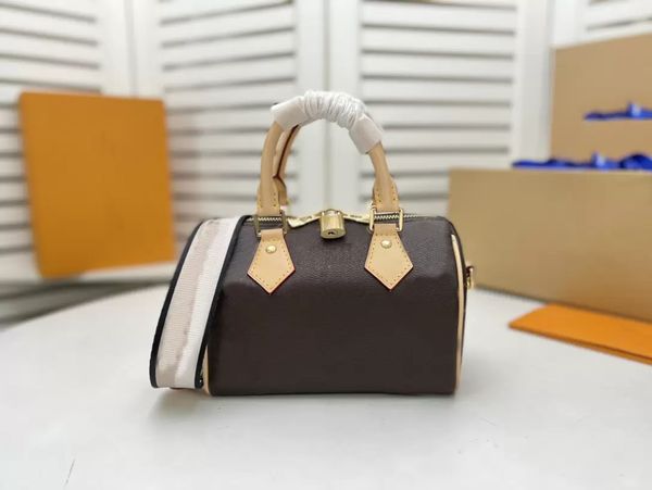 classic tote bag with clutch mm wild at heart onthego handbag purse women fashion genuine leather shoulder bags multi pochette accessories p, Black;red
classic tote bag with clutch mm wild at heart onthego handbag purse women fashion genuine leather shoulder bags multi pochette accessories p, Black;red