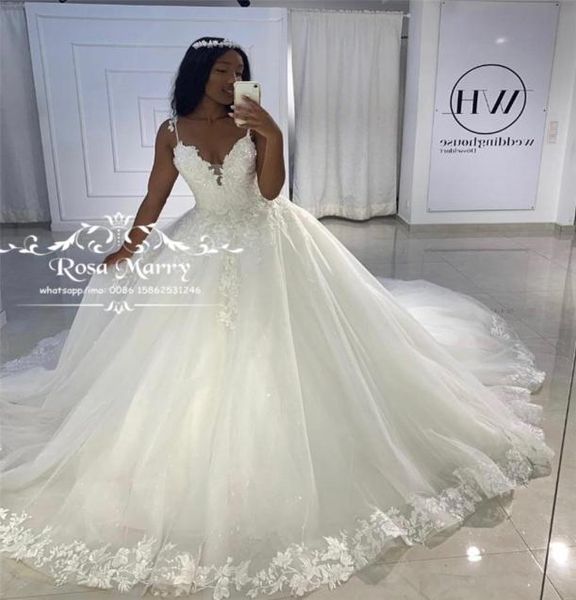princess ball gown vintage lace wedding dresses 2020 appliques sequined beaded plus size vestido de novia gelinlik trouwjurk brida8180603, White
princess ball gown vintage lace wedding dresses 2020 appliques sequined beaded plus size vestido de novia gelinlik trouwjurk brida8180603, White