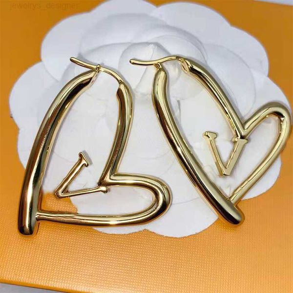 designer earring earring designer jewelry luxury womens classic love hoop earrings fashion style studs gold plated stud brand earrings for w, Golden;silver
designer earring earring designer jewelry luxury womens classic love hoop earrings fashion style studs gold plated stud brand earrings for w, Golden;silver