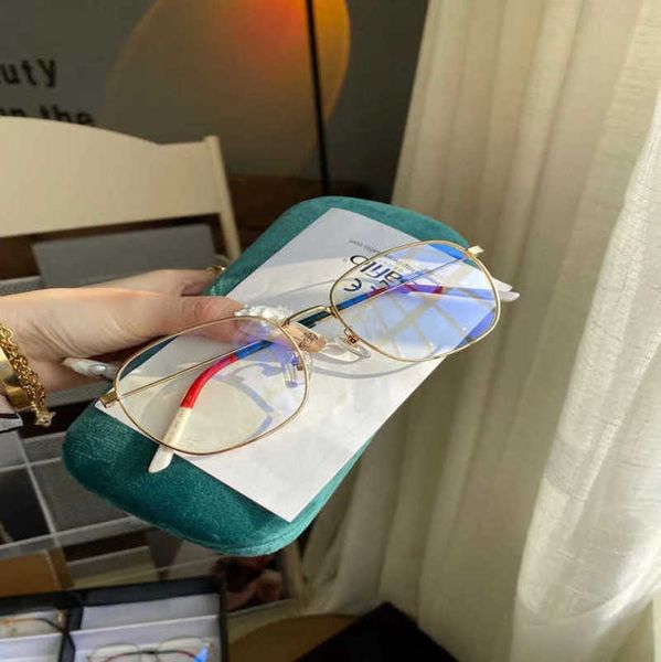 20% off for luxury designers ni ni's same style of gold filigree polygonal frame for female can be matched with short-sighted anti-blue, White;black
20% off for luxury designers ni ni's same style of gold filigree polygonal frame for female can be matched with short-sighted anti-blue, White;black