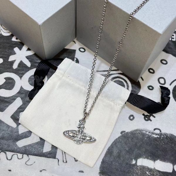 ring accessories diamond luxury designer necklace flowers clover bangle women pendant necklaces letter vivian chokers fashion jewelry metal, Silver
ring accessories diamond luxury designer necklace flowers clover bangle women pendant necklaces letter vivian chokers fashion jewelry metal, Silver