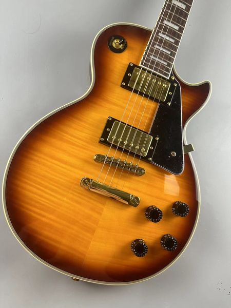 Customized electric guitar, tobacco gradient color, Caston, gold accessories, lightning package
Customized electric guitar, tobacco gradient color, Caston, gold accessories, lightning package