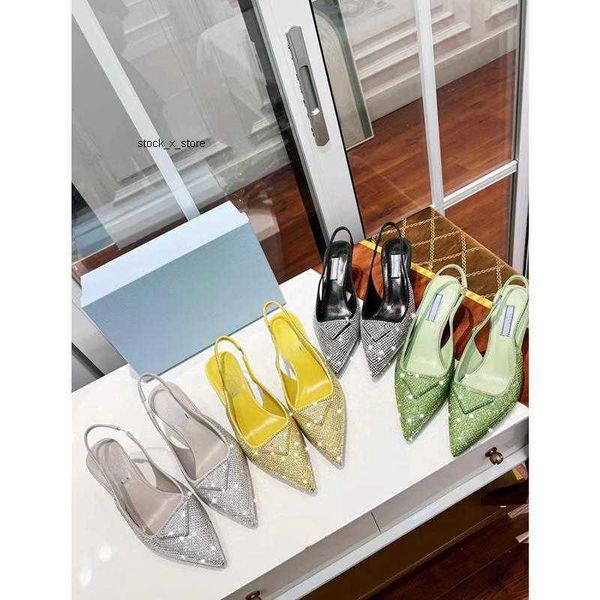 brand casual 2022 summer new triangular buckle pointed rhinestone baotou sandals women's thin full of drill high heels, Black
brand casual 2022 summer new triangular buckle pointed rhinestone baotou sandals women's thin full of drill high heels, Black