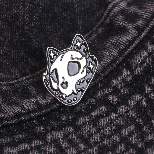 punk skull animal brooch cartoon creative skull cat wolf face personalized badge cute anime movies games hard enamel pins collect metal cart, Blue
punk skull animal brooch cartoon creative skull cat wolf face personalized badge cute anime movies games hard enamel pins collect metal cart, Blue