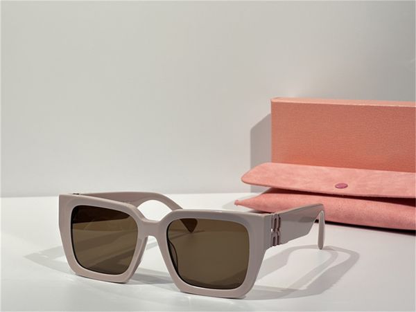 vintage brand womens designer sunglasses for women new ladies sunglasses for lady retro eyeywear with letter legs classic uv400 protect lens, White;black
vintage brand womens designer sunglasses for women new ladies sunglasses for lady retro eyeywear with letter legs classic uv400 protect lens, White;black