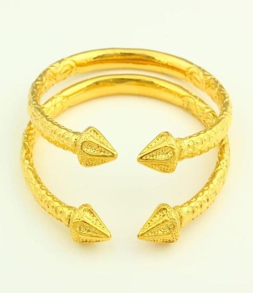 new arrowhead openable 14 k yellow fine solid gold filled bangle engraved trendy aiguille pattern bracelet 2 piece jewelry wholesa7969140, Black
new arrowhead openable 14 k yellow fine solid gold filled bangle engraved trendy aiguille pattern bracelet 2 piece jewelry wholesa7969140, Black