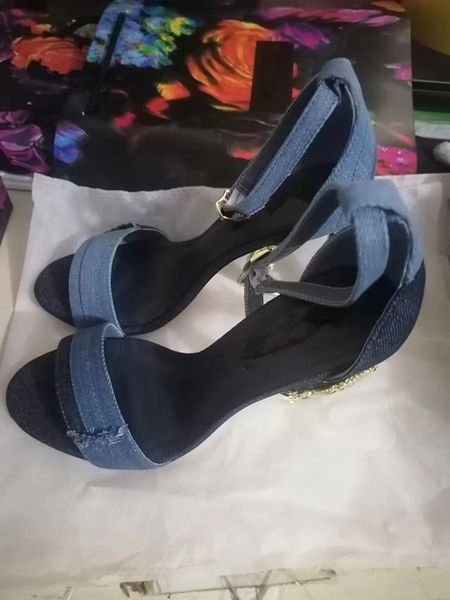 sandals women red bottom high heels slides womens luxurys designers shoes genuine leather pumps lady slipper wedding bottoms with box dust b, Black 
sandals women red bottom high heels slides womens luxurys designers shoes genuine leather pumps lady slipper wedding bottoms with box dust b, Black