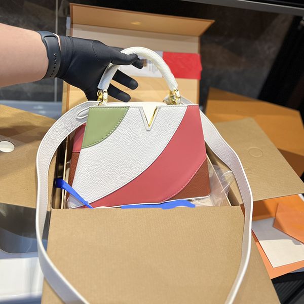 23ss women luxurys designers totes mini capucines bb montage shopping bags clemence golden hardware handbag shouder crossbody bag for ladies
23ss women luxurys designers totes mini capucines bb montage shopping bags clemence golden hardware handbag shouder crossbody bag for ladies