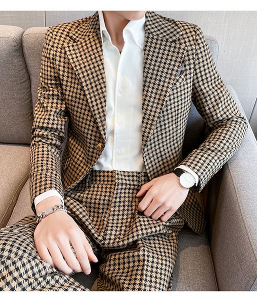 men's suits blazers khaki jacquard jacket trousers houndstooth men's suit fashion set 2pcs pant coat custom color jacket set luxur, White;black
men's suits blazers khaki jacquard jacket trousers houndstooth men's suit fashion set 2pcs pant coat custom color jacket set luxur, White;black