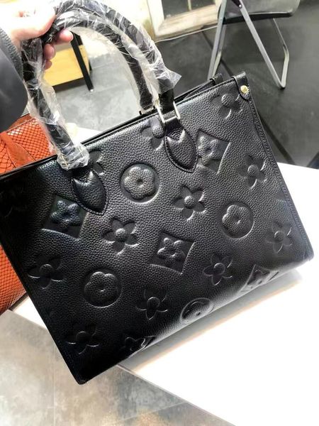 luxury designer handbag tote shoulder clutch bags on the go crossbody bag purses letters handle wallet women handbags totes louiseitys viuto
luxury designer handbag tote shoulder clutch bags on the go crossbody bag purses letters handle wallet women handbags totes louiseitys viuto