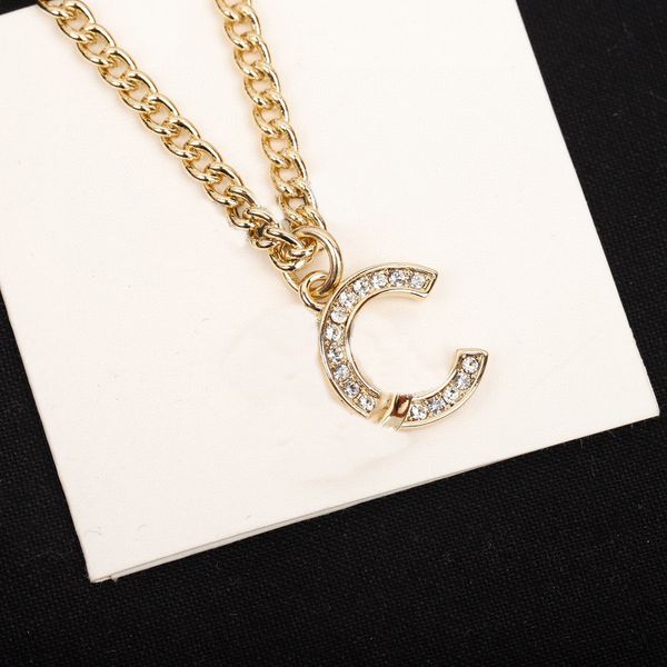 2023 luxury quality charm pendant necklace with diamond and nature shell beads in 18k gold plated have box stamp ps7791a, Golden
2023 luxury quality charm pendant necklace with diamond and nature shell beads in 18k gold plated have box stamp ps7791a, Golden