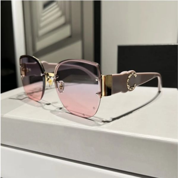 2023 luxury designer sunglasses woman eyeglasses outdoor shades pc frame fashion classic lady sun glasses mirrors for women 2920, White;black
2023 luxury designer sunglasses woman eyeglasses outdoor shades pc frame fashion classic lady sun glasses mirrors for women 2920, White;black
