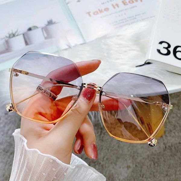 sunglasses fashion hexagon sunglasses women brand designer luxury gradient lens sun glasses lady square oversized shades female eyewear p230, White;black
sunglasses fashion hexagon sunglasses women brand designer luxury gradient lens sun glasses lady square oversized shades female eyewear p230, White;black