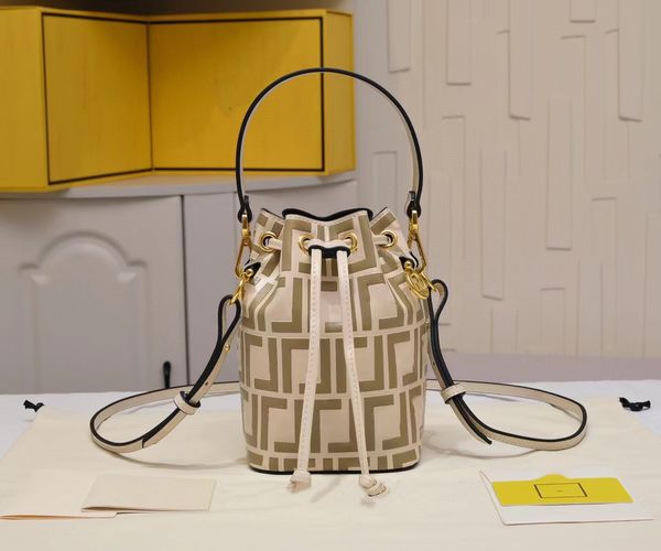 designer bags luxury bucket bag shoulder bag woman handbag the first layer of real cowhide tote bags
designer bags luxury bucket bag shoulder bag woman handbag the first layer of real cowhide tote bags