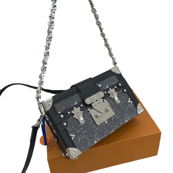 designers classic petite malle box trunk shoulder bags france brand old flower genuine leather denim bag handbags luxury designer women stor
designers classic petite malle box trunk shoulder bags france brand old flower genuine leather denim bag handbags luxury designer women stor