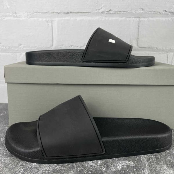 2023 paris sliders mens womens summer luxury sandals beach slippers ladies flip flops loafers black outdoor home slides chaussures shoes
2023 paris sliders mens womens summer luxury sandals beach slippers ladies flip flops loafers black outdoor home slides chaussures shoes