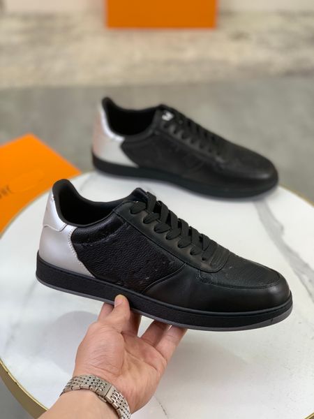 men casual shoes leather sneakers patent leather flat trainers black mesh lace-up shoes outdoor runner trainers sport boots with box
men casual shoes leather sneakers patent leather flat trainers black mesh lace-up shoes outdoor runner trainers sport boots with box