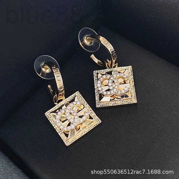 charm designer small fragrant square hollow simple letter c-shaped earrings fashionable french for women's allergy prevention and cold, Golden
charm designer small fragrant square hollow simple letter c-shaped earrings fashionable french for women's allergy prevention and cold, Golden