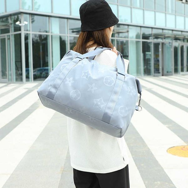 duffel bags large capacity classic dry wet separation oxford cloth large edition business travel bag one shoulder portable travel 230406
duffel bags large capacity classic dry wet separation oxford cloth large edition business travel bag one shoulder portable travel 230406